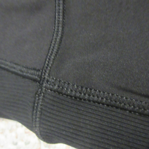 Lululemon On Your Mark Crop (23") Pant - Sz 2 - Picture 7 of 8